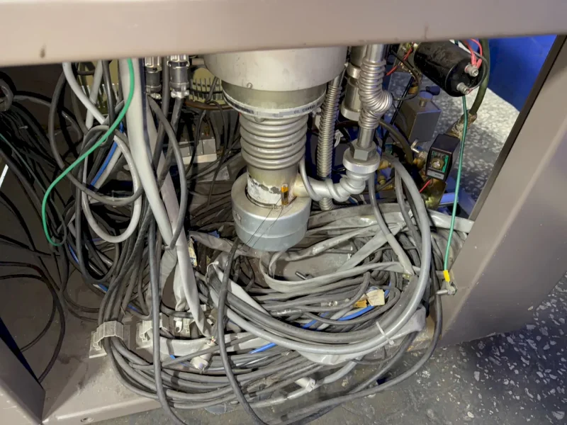 JEOL SCANNING MICROSCOPE  -  JSM-840A