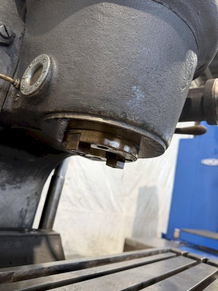 MILWAUKEE MODEL K NO. 3 K&amp;T MILWAUKEE VERTICAL MILL. STOCK # 0224326