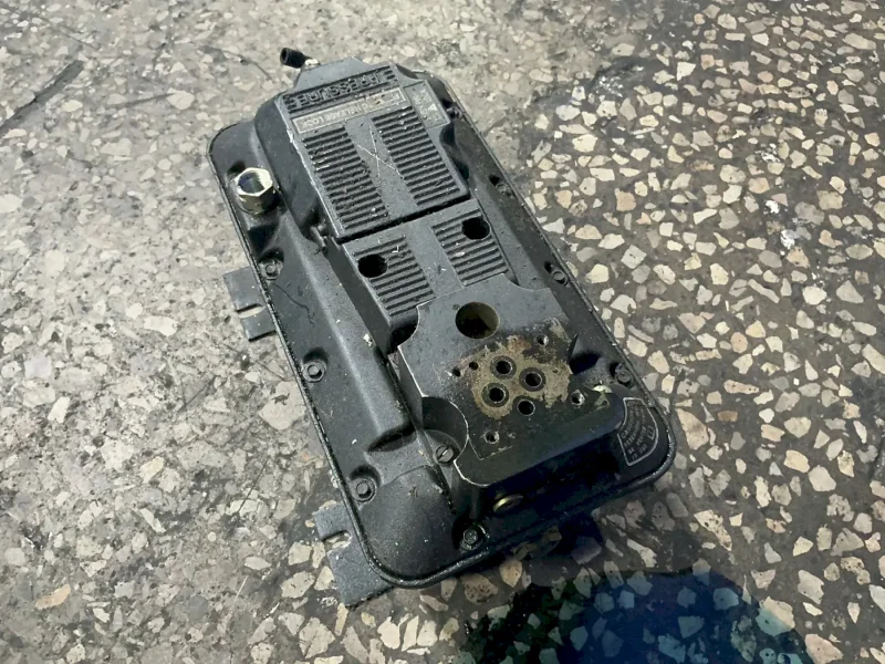 ENERPAC 5000 PSI / 350 BAR TURBO II HYDRAULIC AIR PUMP  -  PASG3002SB