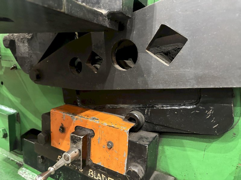 105 TON HILL ACME HYDRAULIC IRONWORKER: STOCK #79311