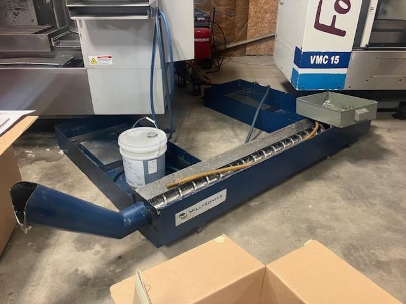 MILLTRONICS VM-20IL VERTICAL MACHINING CENTER. STOCK # 1115024