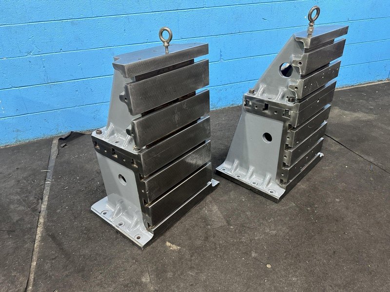 (1) SET OF 16&quot; X 30&quot; T SLOTTED DEVLIEG ANGLE PLATES: STOCK #74302