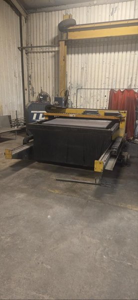 5′ x 10′ Esab Eclipse Cutting CNC Plasma, 2012 – 300 Amp Thermal Dynamics, Kaliburn Burny Phantom, Water Table