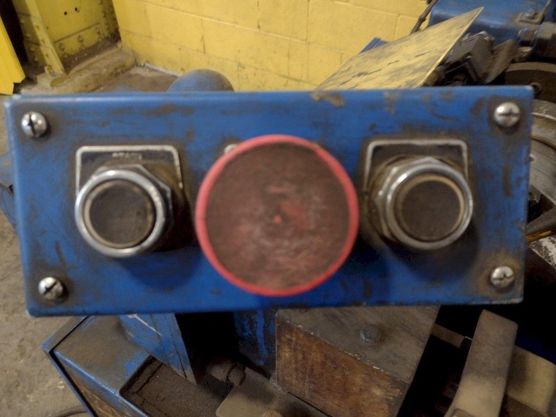 3/4&quot; (2) HEAD ASHLAND MODEL #100 PIPE THREADER WITH  LANDIS LANCO #6T HEADS: STOCK #18210