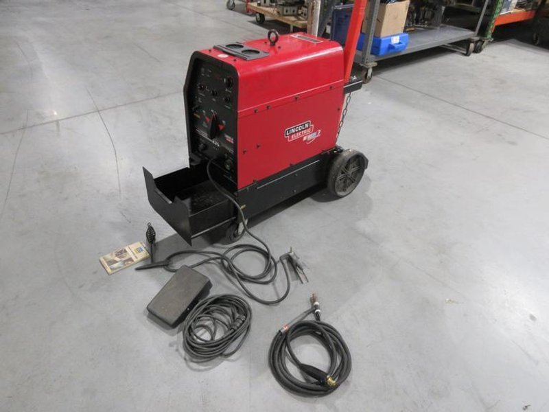 Lincoln Electric Precision TIG 225 TIG Welder on Rolling Base, 230V Single Phase with Accessories- Auction Item