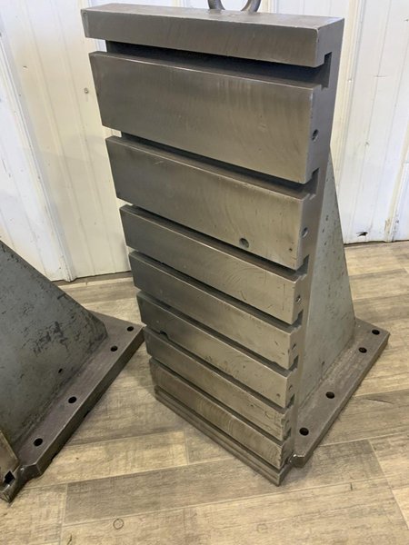 (2) ANGLE PLATES 34-1/8" X 14-1/4" X 20-2/4": STOCK #81169
