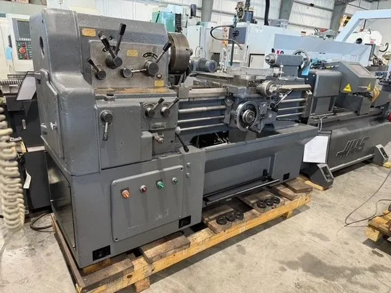 YAM 17” x 33” Engine Lathe Cadillac Mori #7563