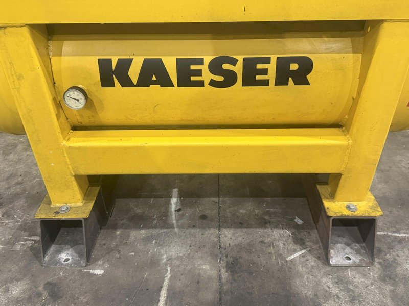 7.5 HP KAISER MODEL#SX7 AIR COMPRESSOR, TBH9 DRYER &amp; TANK 2006: YOBRO #24737