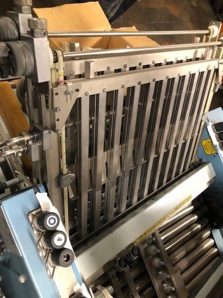 MBO B120-1-20/4 PAPER FOLDING MACHINE WITH RIGHT ANGLE STOCK# 2346