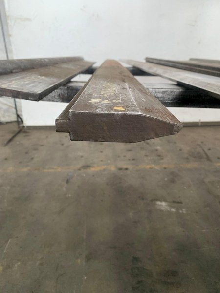 7&#039;2&quot;(86&quot;)PRESS BRAKE TOP 45 DEGREE MALE DIE. STOCK # 0874824