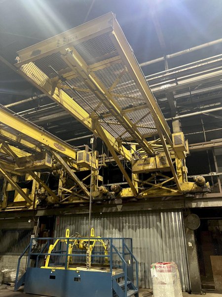 3 TON X 15' SHEPARD-NILES WALL MOUNTED POWERED GANTRY CRANE: STOCK 18469