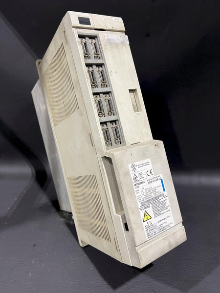 Mitsubishi CNC Spindle Drive Unit 220V MDS-C1-SP-75 MDSC1SP75