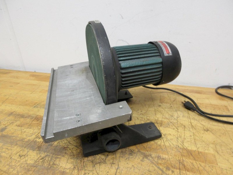 Grizzly Industrial G7297, 12" Bench Top Disk Sander with 45 Degree Adjustable Work Table- Auction Item