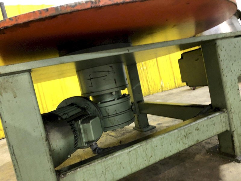 3,500 LB X 40" DYNAMIC FEEDS MODEL #PH-1000 MOTORIZED PALLET TYPE HORIZONTAL COIL REEL DECOILER: STOCK #17300