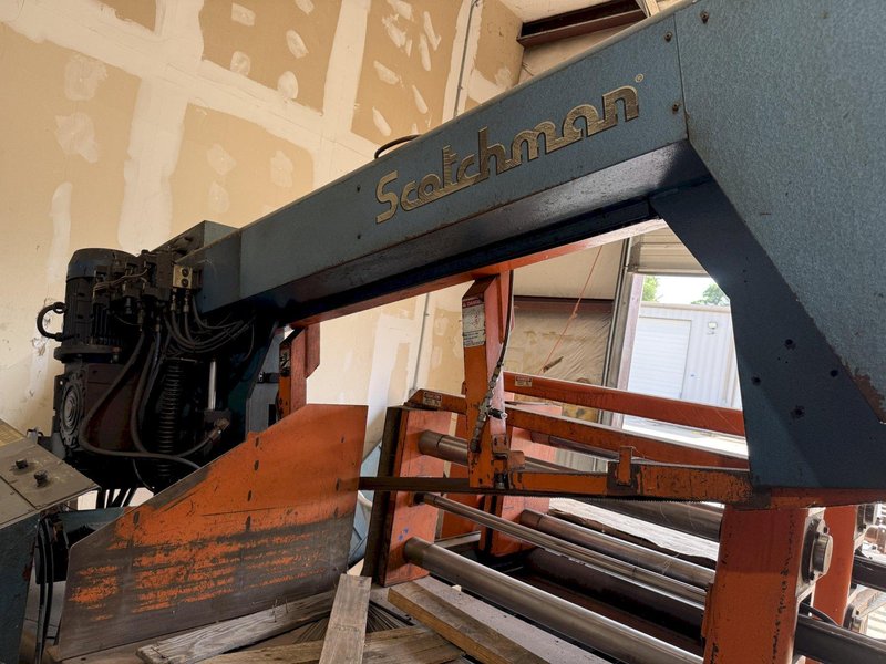 21&quot; x 31&quot; Scotchman Automatic Horizontal Mitering Bandsaw