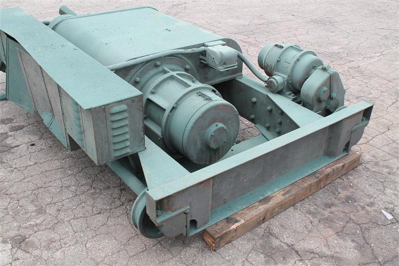 P &amp; H HOIST: STOCK 61821