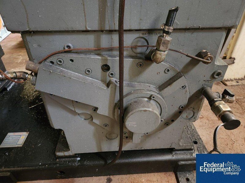 EDWARDS 10 HP VACUUM PUMP  -  900-412-014XS