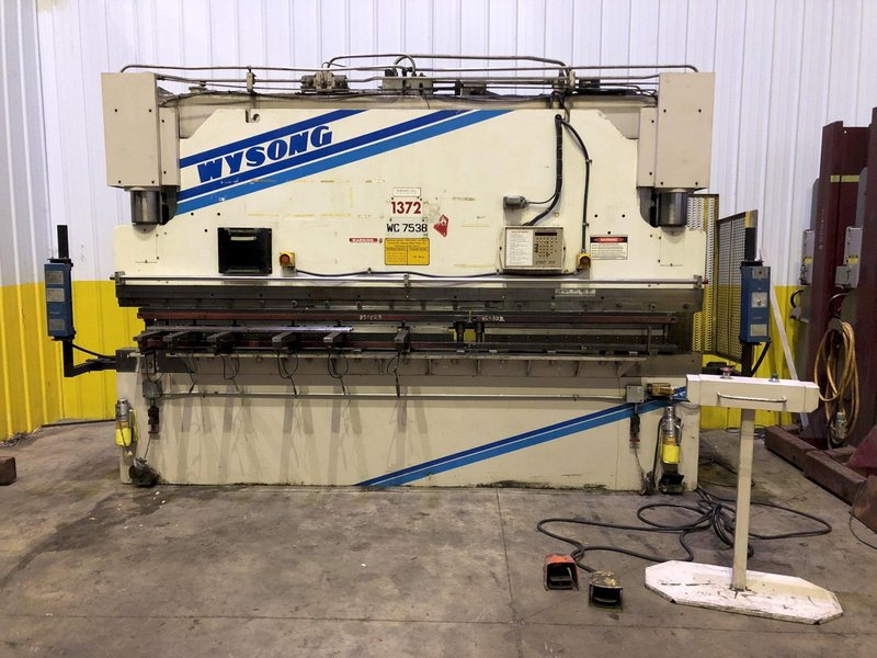 140 TON X 12' WYSONG MODEL #THS140-144 HYDRAULIC PRESS BRAKE: STOCK #18665