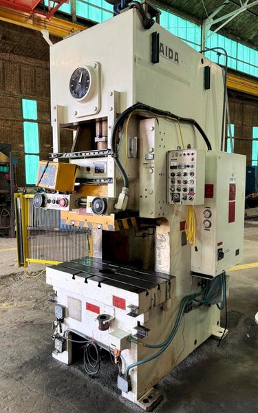 121 Ton Aida Gap Frame Press C1-11 (1), 42&quot; x 20&quot; Bed, 4.3&quot; Str., 50-100 SPM