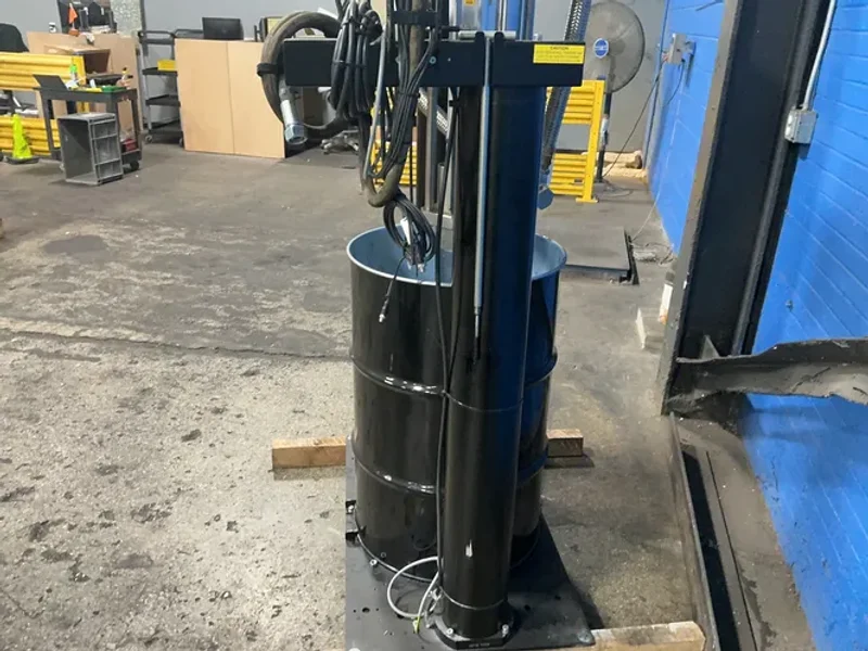 ATLAS COPCO 4872 PSI/MATERIAL ; 87 PSI AIR INPUT HIGH PRESSURE PNEUMATIC DISPENSE PUMP  -  PPK56-571P16-1000-SCA-HPS