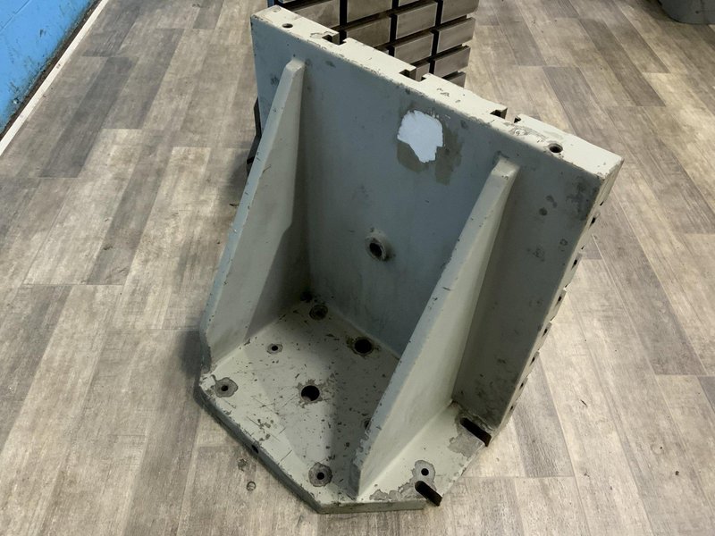 (2) 24" X 24" X 16" T SLOTTED ANGLE PLATES: STOCK #80908