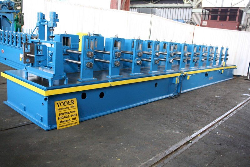 12 STAND X 2.5&#039; X 24&#039; BRADBURY ROLLFORMER: STOCK #64205