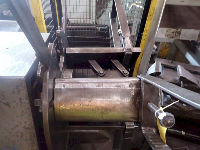 6,000 LBS X 12&quot; COLT MODEL #CR60 CENTERING REEL: YOBRO #24296