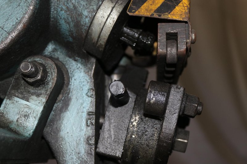 1/2" GULLCO MODEL #GBM-15 PLATE BEVELER: STOCK #10526