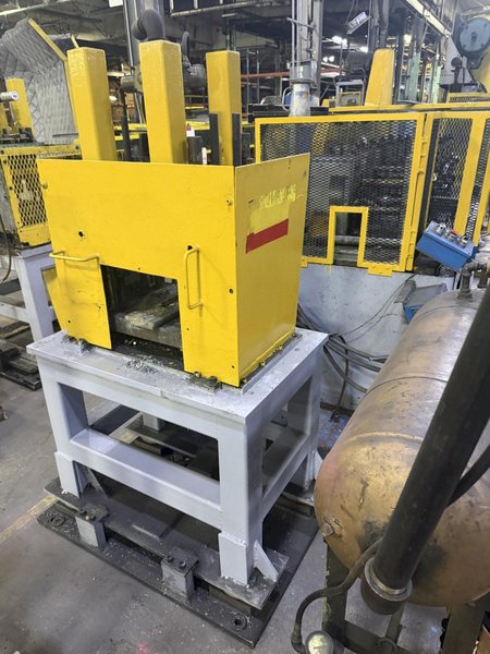 7 TON AIRAM ARDCOR PNEUMATIC 4 POST CUTOFF PRESS: YOBRO #25223