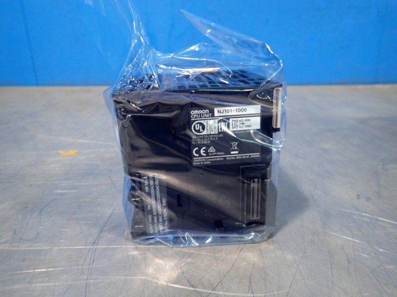 OMRON CONTROLLER  -  NJ101-1000