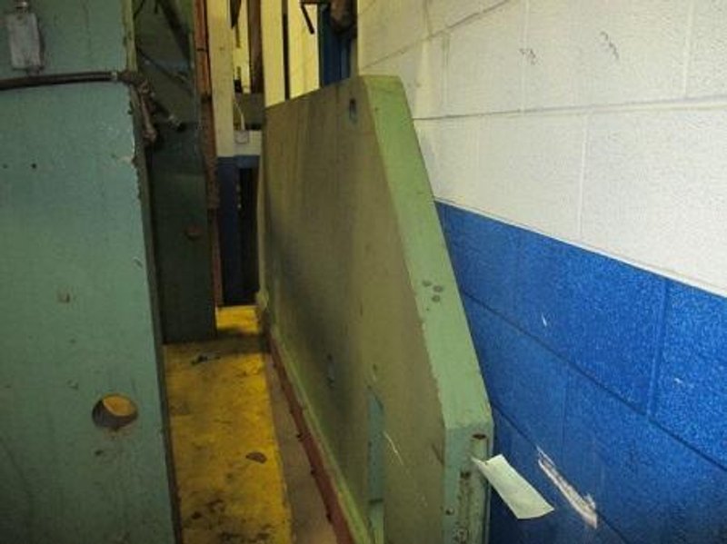 260 TON NIAGARA MODEL #N-260-8-12 PRESS BRAKE