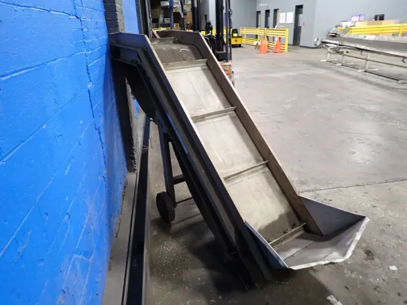 PLASTICS 93" X 18" INCLINE BELT CONVEYOR  -  ICG-186