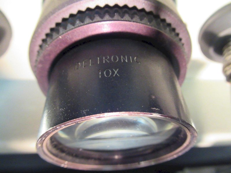 Deltronics DH214-MP 14" Optical Comparator with MPC-5 2-Axis DRO, LED Screen Angle Display, Surface &amp; Profile Illumination- Auction Item