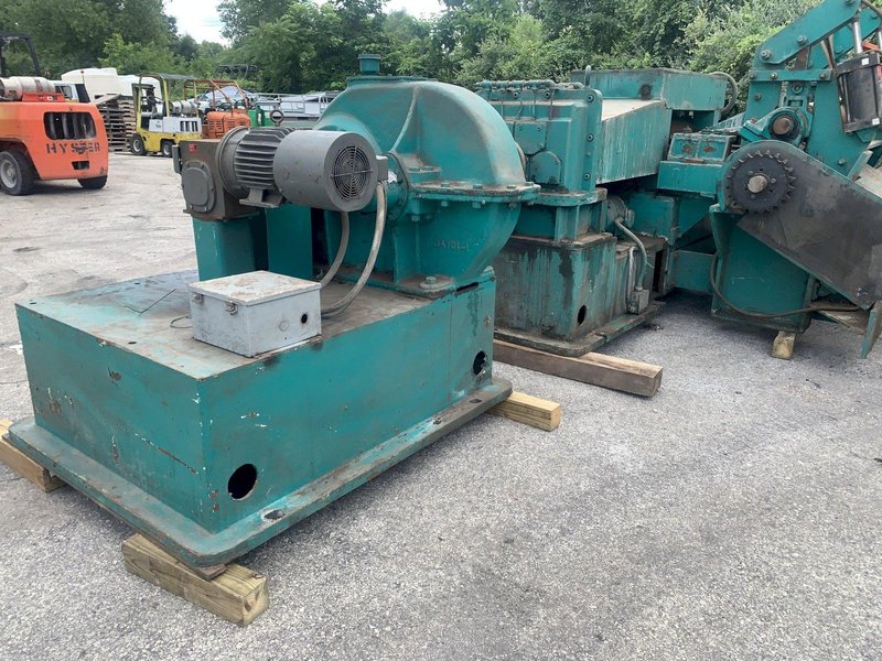 20,000 LB X 30&quot; X .500&quot; YODER COIL CRADLE &amp; STRAIGHTENER FEED LINE: STOCK #13050