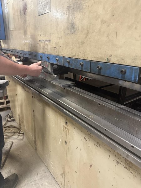 150 Ton X 10 ft LVD 150-JS-10 Press Brake 1995