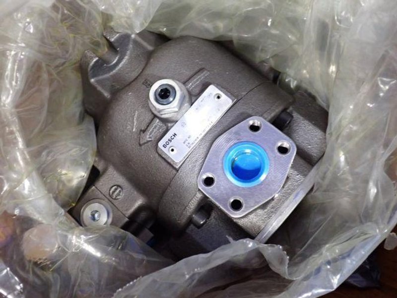 BOSCH 2000 PSI HYDRAULIC PUMP  -  6925750 / PSV-PSCF-20HRM-66
