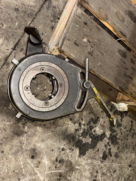 2" OSTER MODEL #702 PIPE THREADER WITH RIDGID HEADS: YOBRO #24575