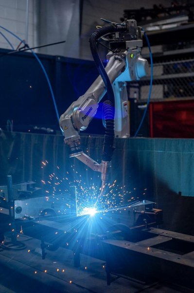 Miller Performarc PA1100SS (PA212S) Robotic Weld Cell, 2012 – Panasonic TAWERS TA-1900 Robot, 350 Amp Panasonic Dip Pulse HMIII350, Dual Light Curtains