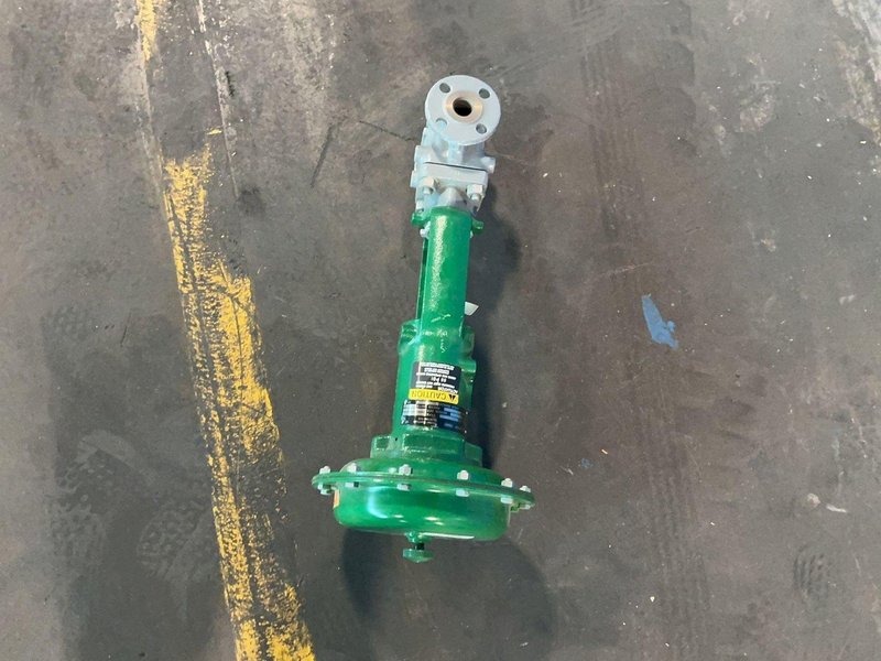 FISHER CONTROLS 55 PSI VALVE WITH ACTUATOR  -  667