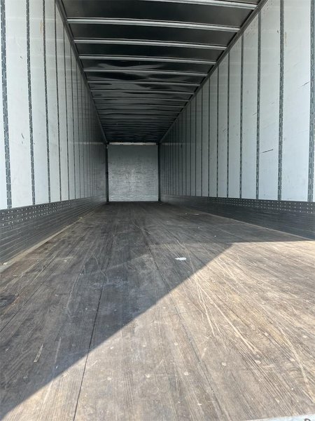 2021 Vanguard 53 x 102 5V8VC5329MT109887