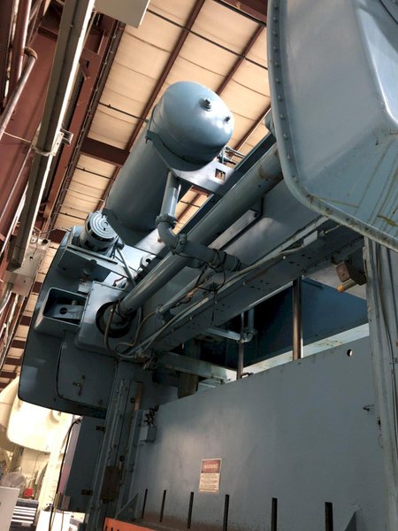 200 ton Niagara SC2-200-120-42 Straight Side Press