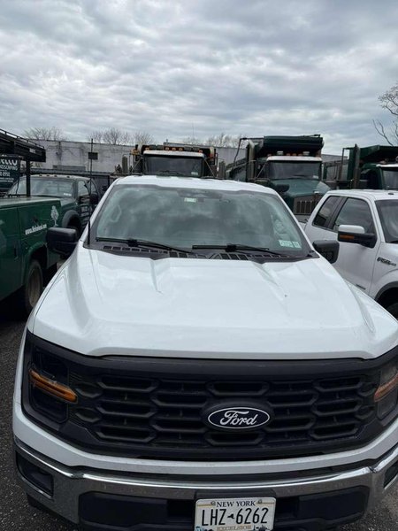 Ford F-150 Pickup Truck, 2024 – 4×4, SuperCrew, EcoBoost Power, Tow Package, Backup Camera,