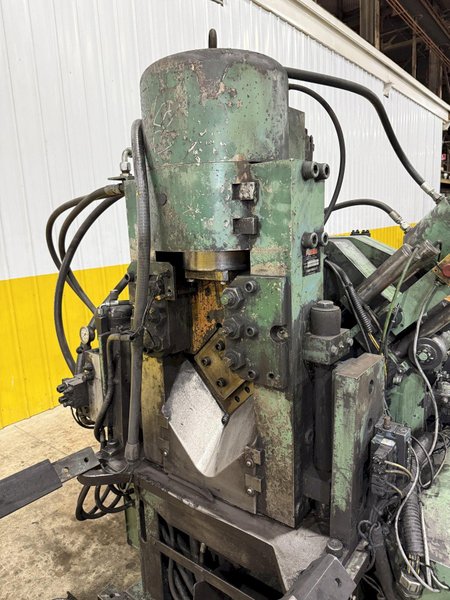 6" X 6" PEDDINGHAUS MODEL #623-L HYDRAULIC ANGLE-MASTER PUNCH &amp; SHEAR LINE: STOCK #22941