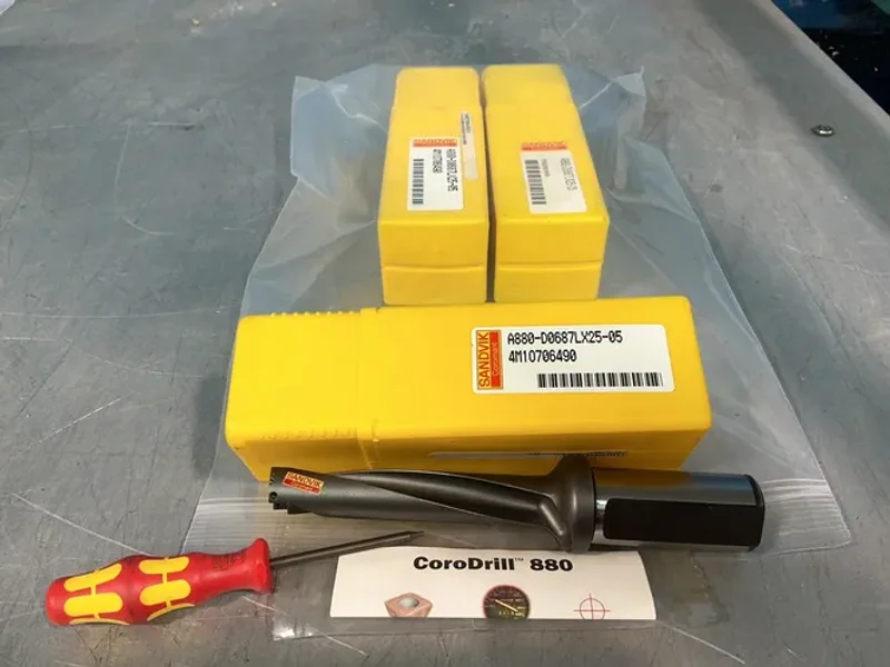 Sandvik Coromant  Corodrill 880 Indexable Insert Drill  - A880-d0687lx25-05
