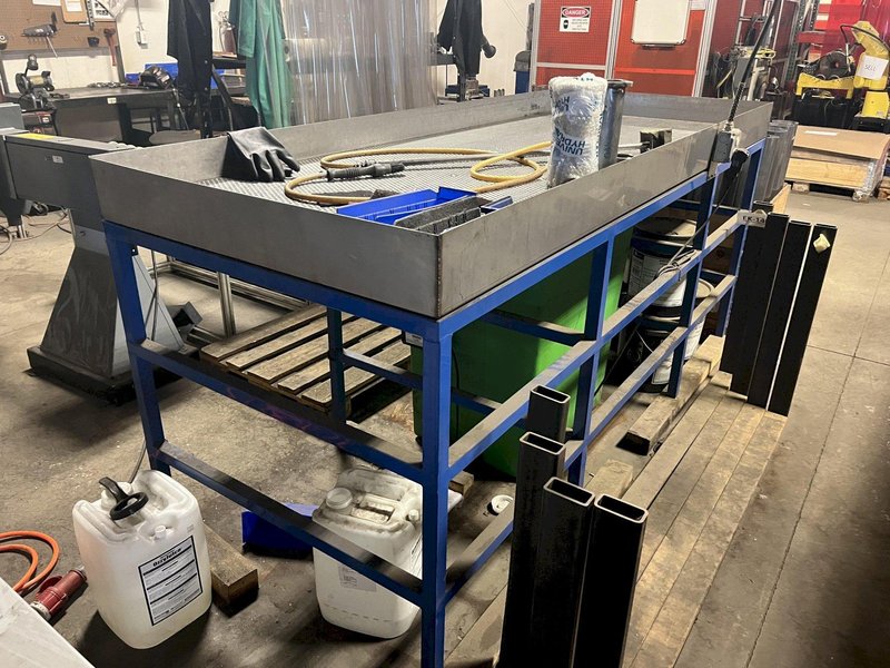 40&quot; X 100&quot; X 25 GALLON WASH TABLE WITH SMARTWASHER MODEL 25-2 HEATED POWER PUMP: STOCK #16206