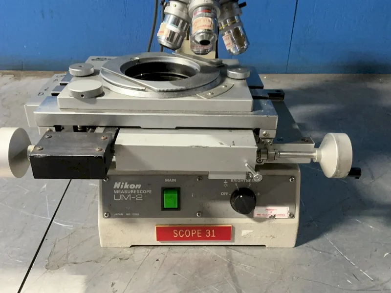 NIKON MEASURESCOPE  -  UM-2