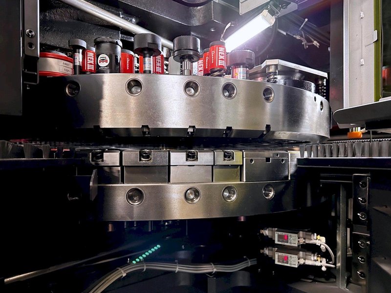 Amada EML2515-AJ 3kW / 33 TNF w/Automation - Accepting Offers