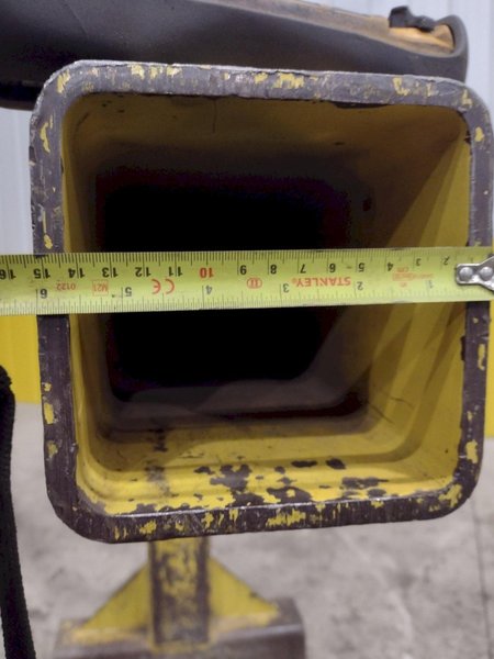 2,000 LB x 42&quot; x 36&quot; NATIONAL IND PALLET LIFTER CRANE ATTACHEMENT: STOCK #22368