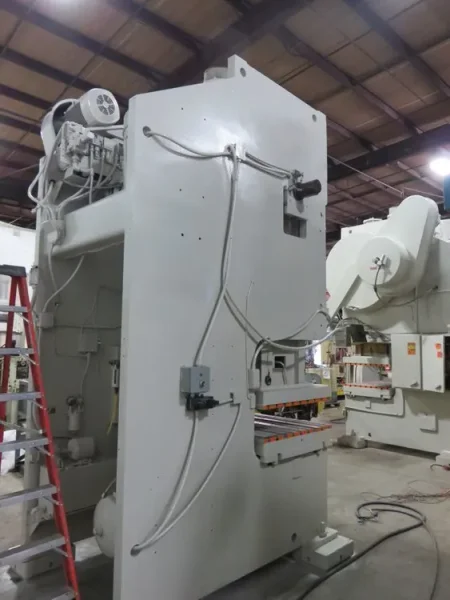 NIAGARA 150 TON DOUBLE CRANK GAP PRESS, S/N 49312, STOCK# 13701J