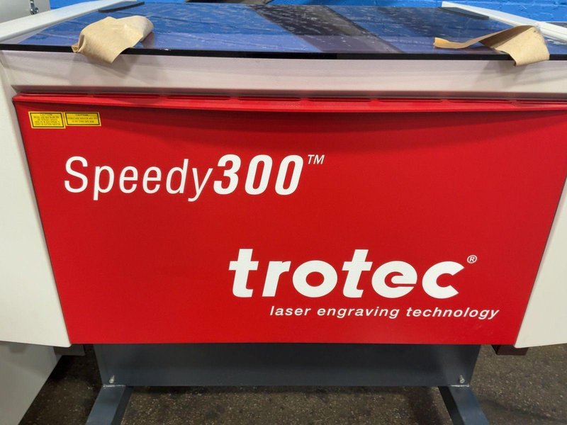 TROTEC 29” X 17” SPEEDY 300 LASER ENGRAVER  -  8011 SPEEDY300 C25